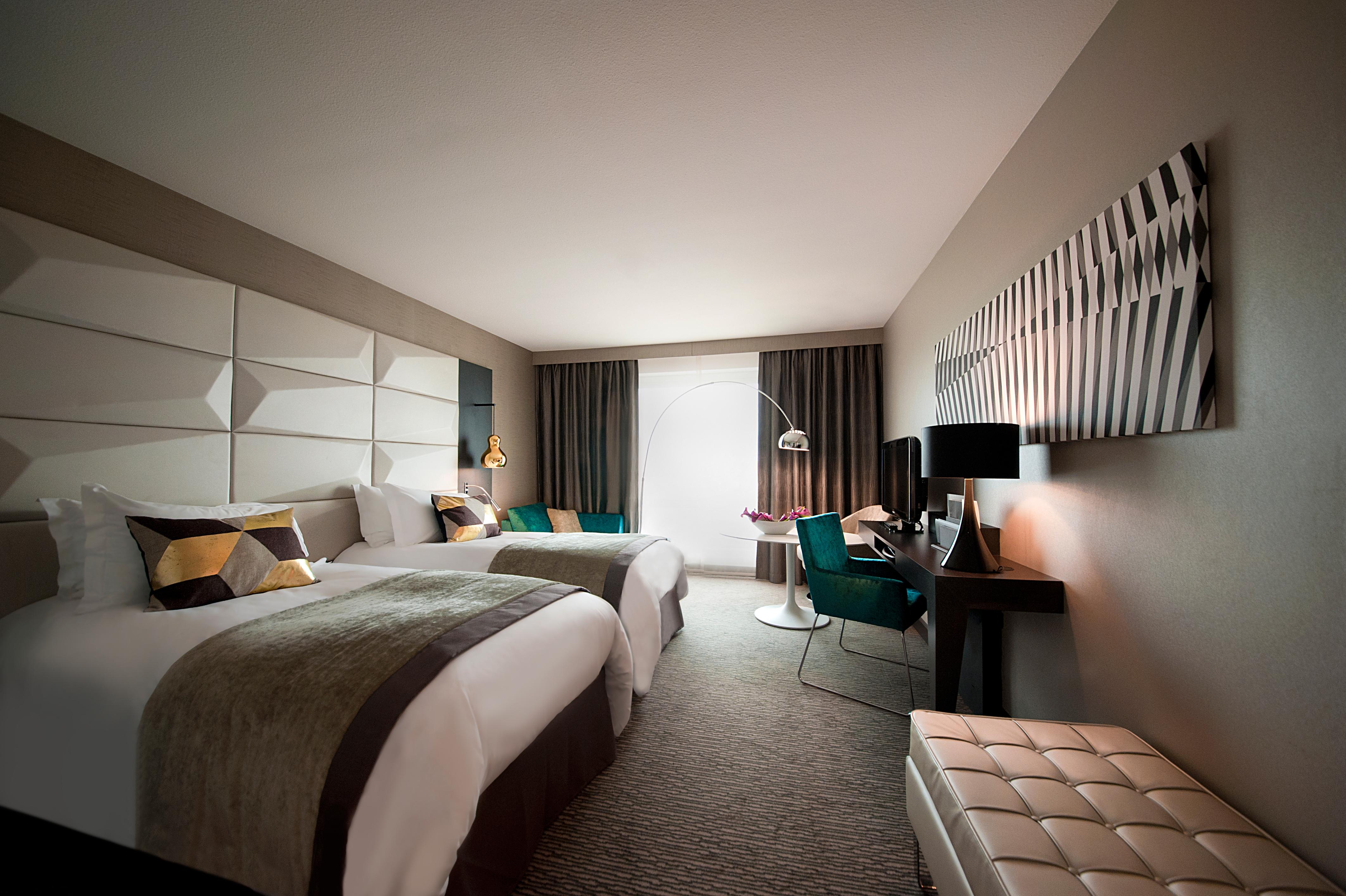 Hotel Sofitel Warsaw Victoria Esterno foto A room at the hotel
