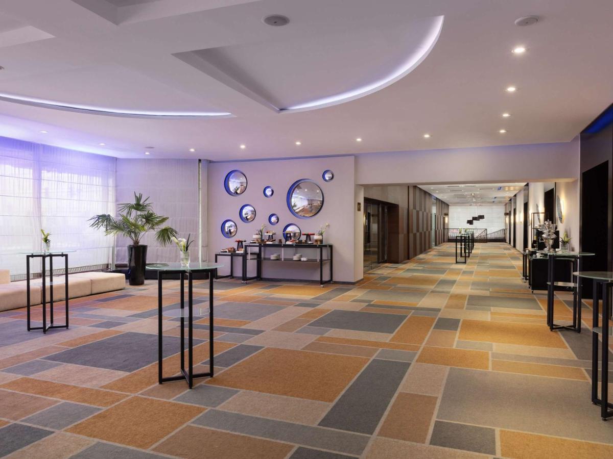 Hotel Sofitel Warsaw Victoria Esterno foto The lobby
