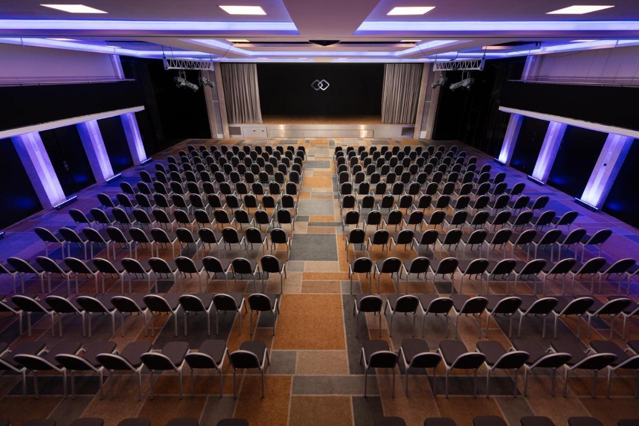 Hotel Sofitel Warsaw Victoria Esterno foto The main conference hall