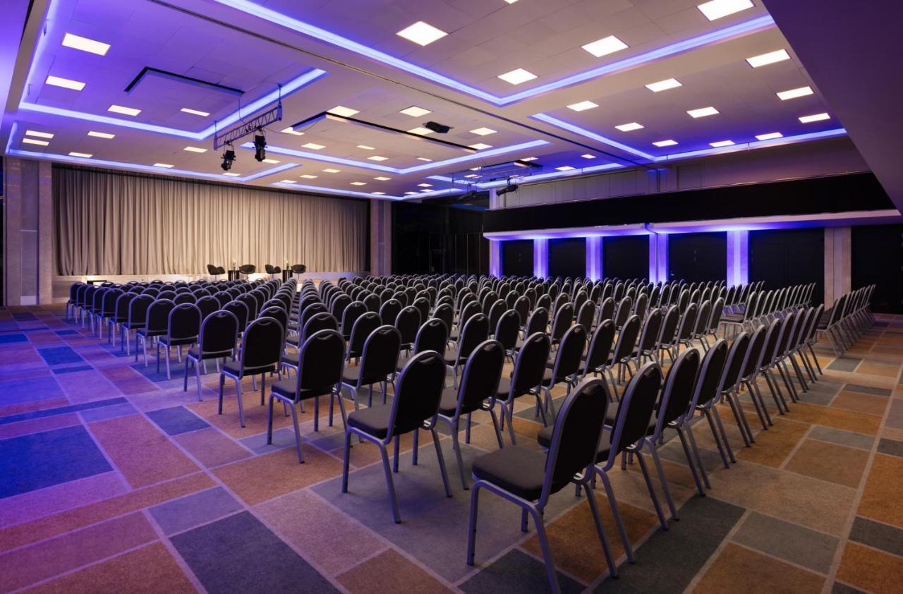 Hotel Sofitel Warsaw Victoria Esterno foto The main conference room