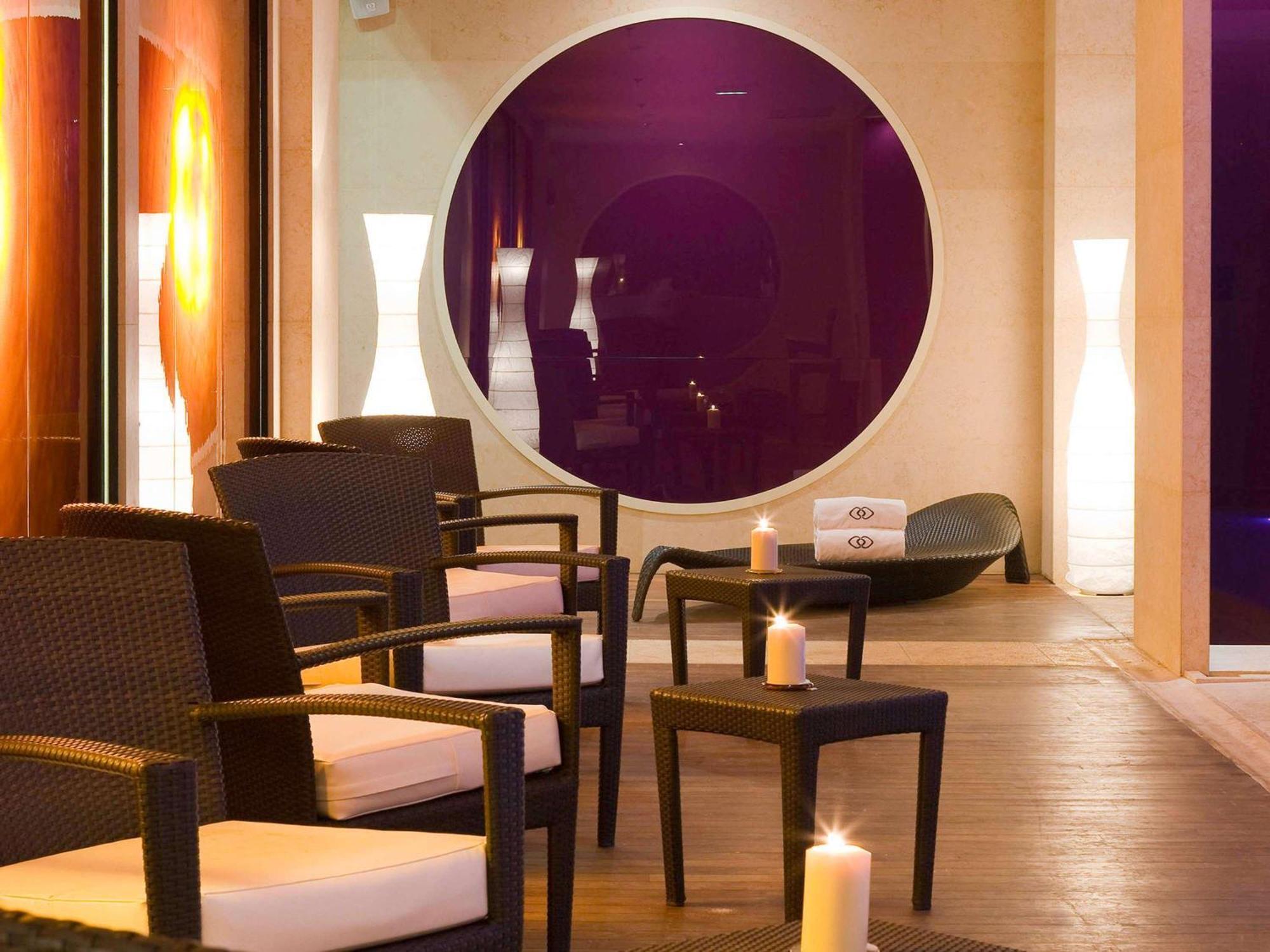 Hotel Sofitel Warsaw Victoria Esterno foto The spa at the Hotel